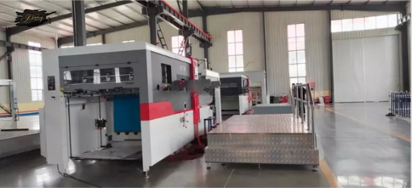 Automatic Flat Bed Die Cutting And Creasing Machine